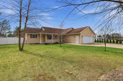 3200 Mirage Cir, Plover, WI 54467