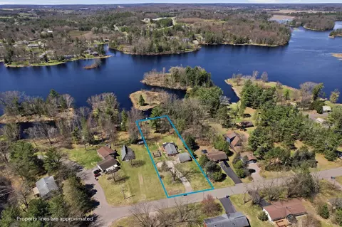 View/Area - 215 Birch Dr, Iola, WI 54945 photo 3 of 14