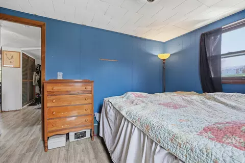 Bedroom - 215 Birch Dr, Iola, WI 54945 photo 2 of 4