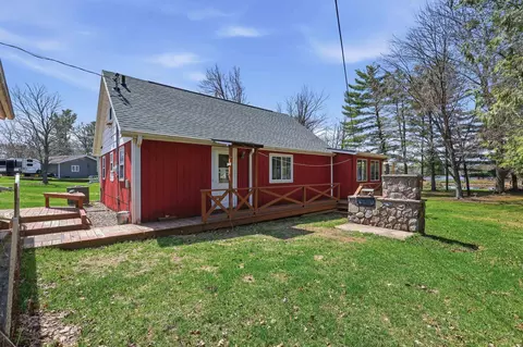 Exterior - 215 Birch Dr, Iola, WI 54945 photo 3 of 14