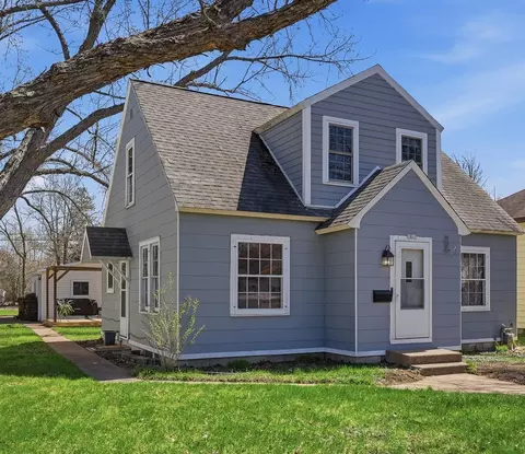 1817 Illinois Ave, Stevens Point, WI 54481