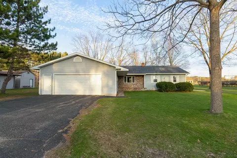 108 Jones Ave, Hatley, WI 54440