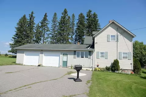 240932 Nehrbass Rd, Athens, WI 54411