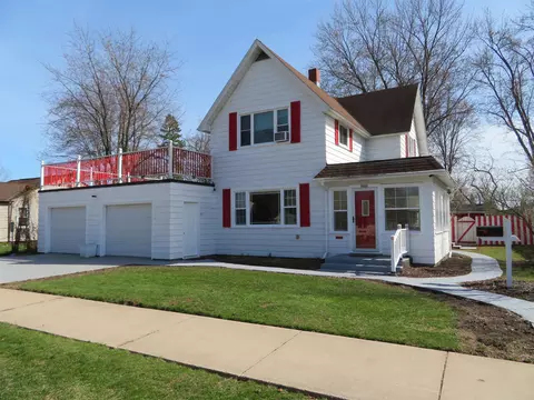 1605 E 7th St, Merrill, WI 54452