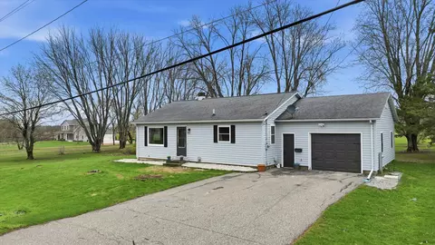 11186 Main St, Hewitt, WI 54441