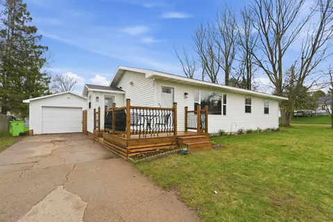 585 E Mcsloy St, Gilman, WI 54433