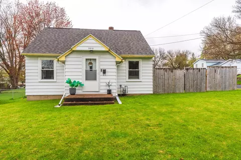2212 N 9th St, Wausau, WI 54403