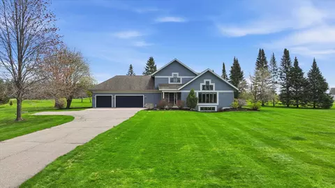 9854 Riveredge Dr, Marshfield, WI 54449