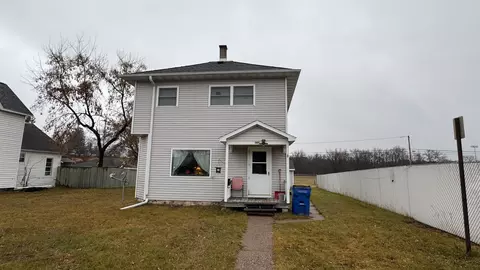 108 W 3rd St, Merrill, WI 54452