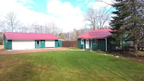 w9196 Birchwood Lane, Deerbrook, WI 54424