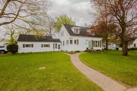 360 1st St, Port Edwards, WI 54469