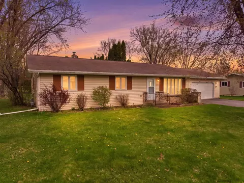606 E Clark St, Spencer, WI 54479