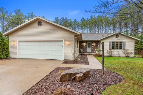 4790 Emerald Ln, Stevens Point, WI 54482