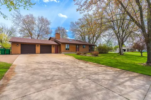 6864 Dairyland Ln, Rudolph, WI 54475