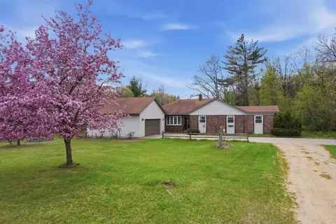 9722 1st St, Plainfield, WI 54966