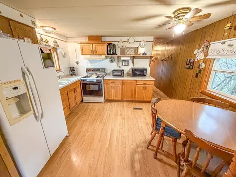 Kitchen - n14054 Linden Avenue, Fifield, WI 54524 photo 2 of 7