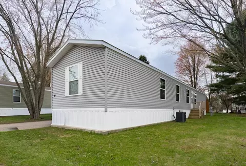 6300 Birch St, Weston, WI 54476