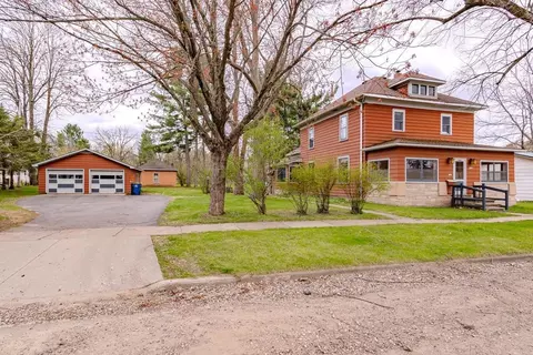 1403 Water St, Merrill, WI 54452