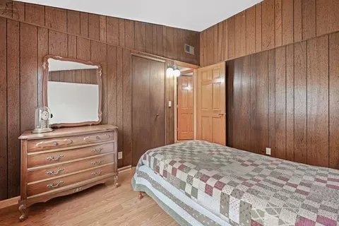 Bedroom - 7265 Arbutus Dr, Eagle River, WI 54521 photo 2 of 4