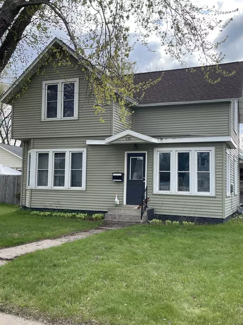 530 10th Ave S, Wisconsin Rapids, WI 54495