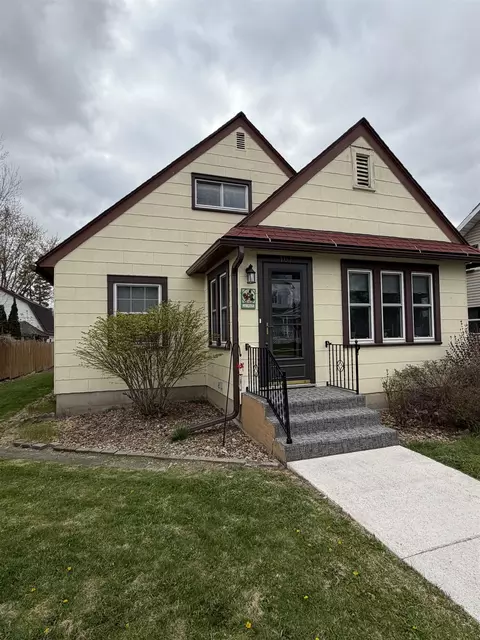 107 N Second St, Colby, WI 54421