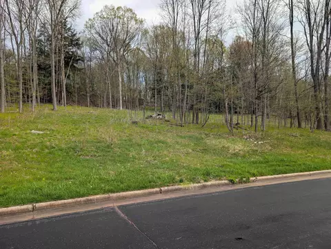 2004 Talon Ln, Wausau, WI 54403