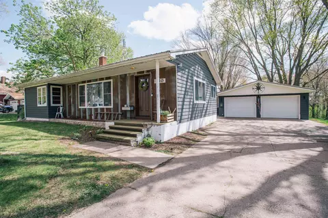 410 W 1st St, Neillsville, WI 54456