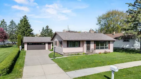 808 N Walnut Ave, Marshfield, WI 54449