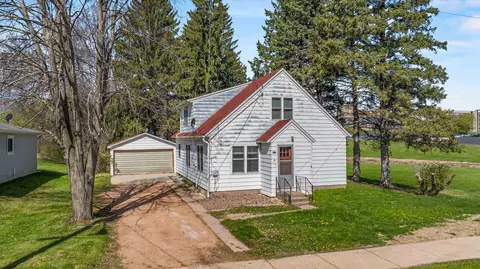 612 N Walnut Ave, Marshfield, WI 54449