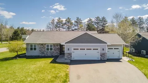 2260 Sisken Ln, Kronenwetter, WI 54455