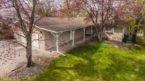 1235 Elm St, Wausau, WI 54401