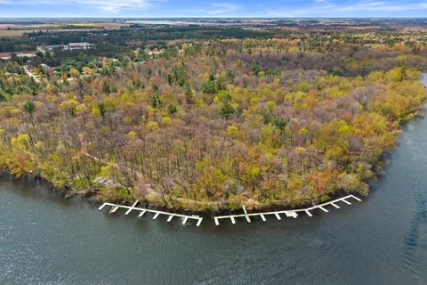 4030 River Dr, Plover, WI 54467