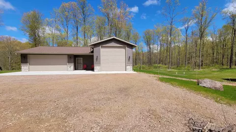 n1846 Cozy Lane, Antigo, WI 54409