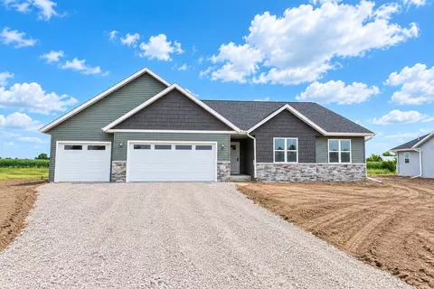 4514 Moreland Rd, Plover, WI 54467