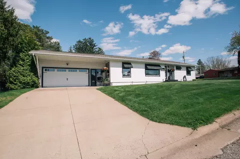 401 Sunset Pl, Neillsville, WI 54456