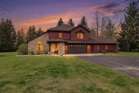 7368 Zurawski Ln, Custer, WI 54423