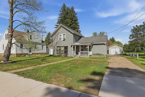 831 Lincoln St, Wisconsin Rapids, WI 54494