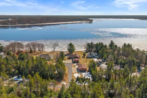 4633 Marthas Ln, Junction City, WI 54443
