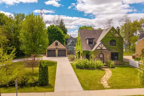 1709 Main St, Stevens Point, WI 54481