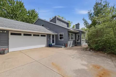 952 W River Rd, Mosinee, WI 54455