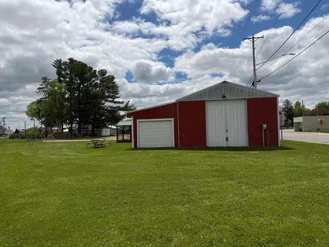 Exterior - 102 E Main St, Spencer, WI 54479 photo 2 of 3