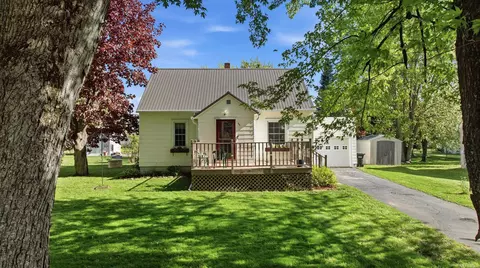 419 W North St, Owen, WI 54460