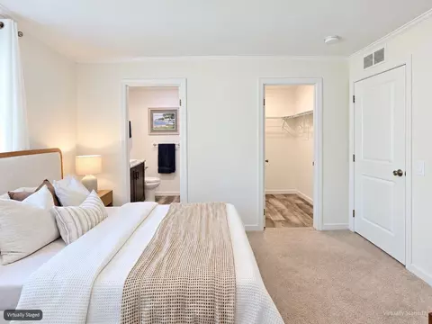 Bedroom - 4918 Meadow Ln, Vesper, WI 54489 photo 2 of 4