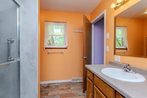 Bath - 5406 Sunset St, Weston, WI 54476 photo 1 of 5