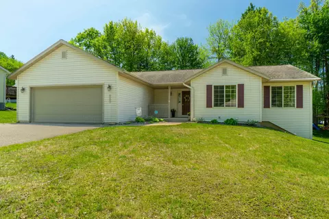 6607 Cavin Dr, Wausau, WI 54401