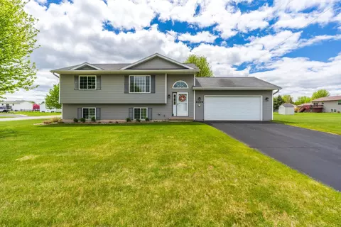 6009 Canoe St, Weston, WI 54476