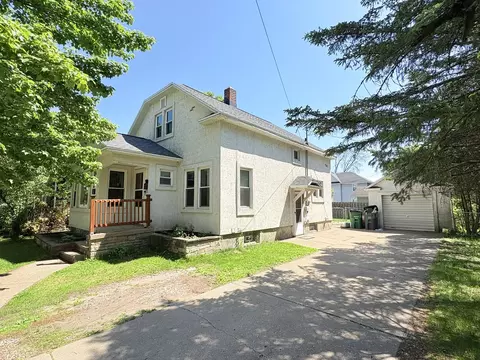 330 N 5th St, Wisconsin Rapids, WI 54494