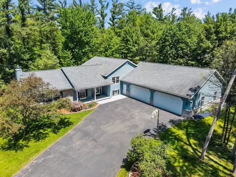 3731 N Valley Dr, Wisconsin Rapids, WI 54494