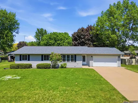 2329 Pecan Pkwy, Marshfield, WI 54449