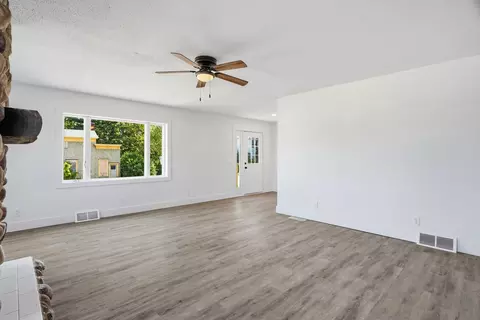Living - 208 E 4th St, Marshfield, WI 54449 photo 3 of 5